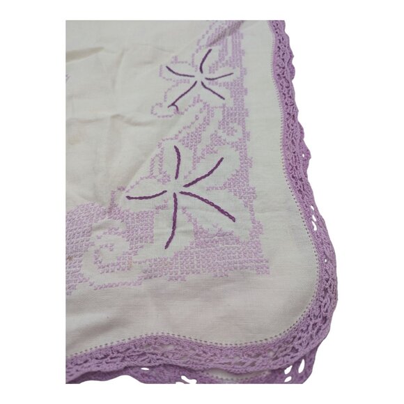 VTG Handcrafted Cross Stiched Table Runner Dresser Scarf Purple Crochet Trim - Picture 3 of 9